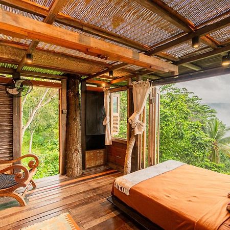 הוילה Karangasem Bird Hills Bamboo House מראה חיצוני תמונה