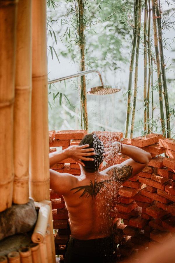 הוילה Karangasem Bird Hills Bamboo House מראה חיצוני תמונה