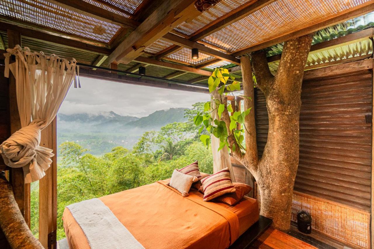 הוילה Karangasem Bird Hills Bamboo House מראה חיצוני תמונה