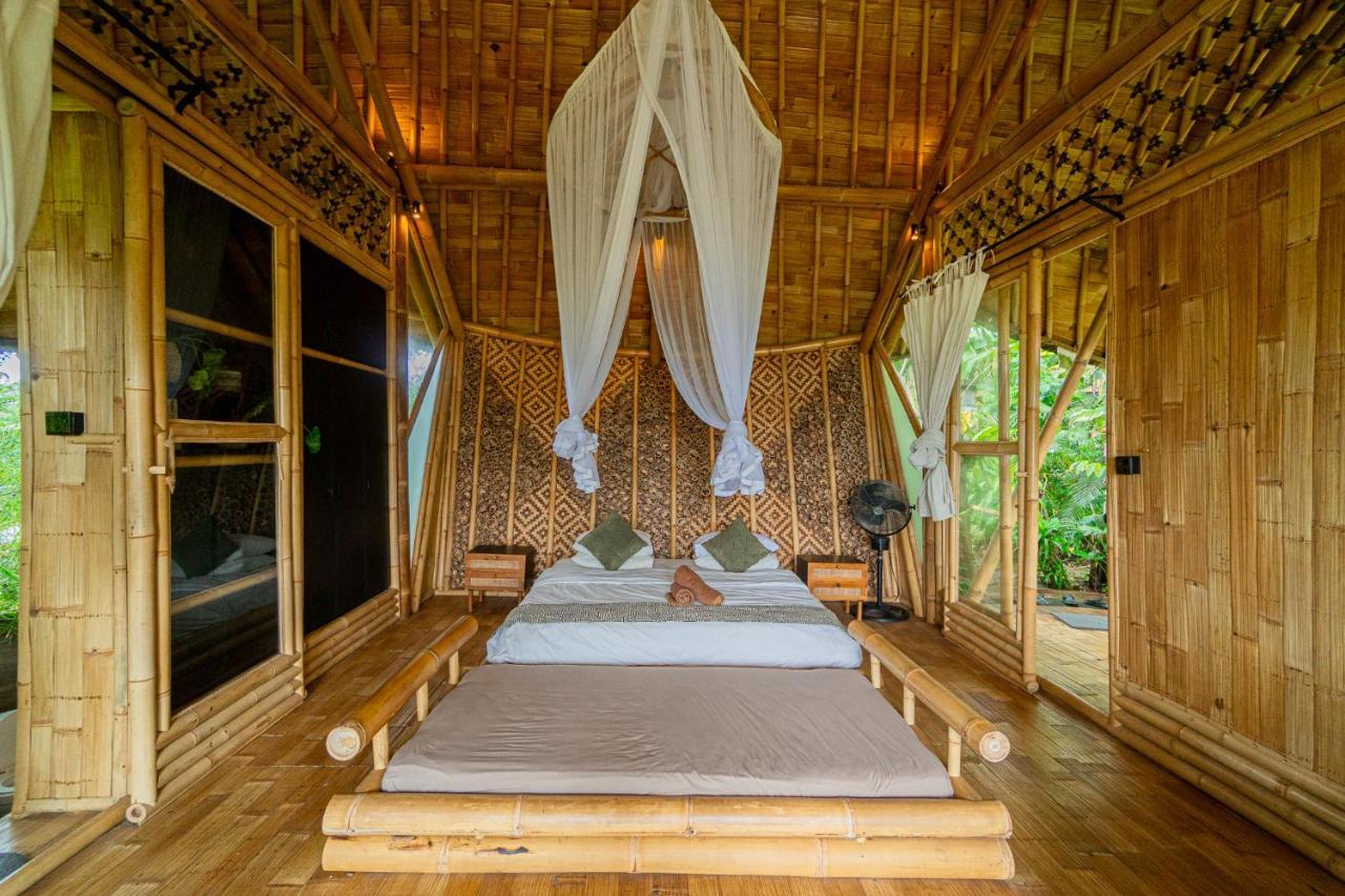 הוילה Karangasem Bird Hills Bamboo House מראה חיצוני תמונה