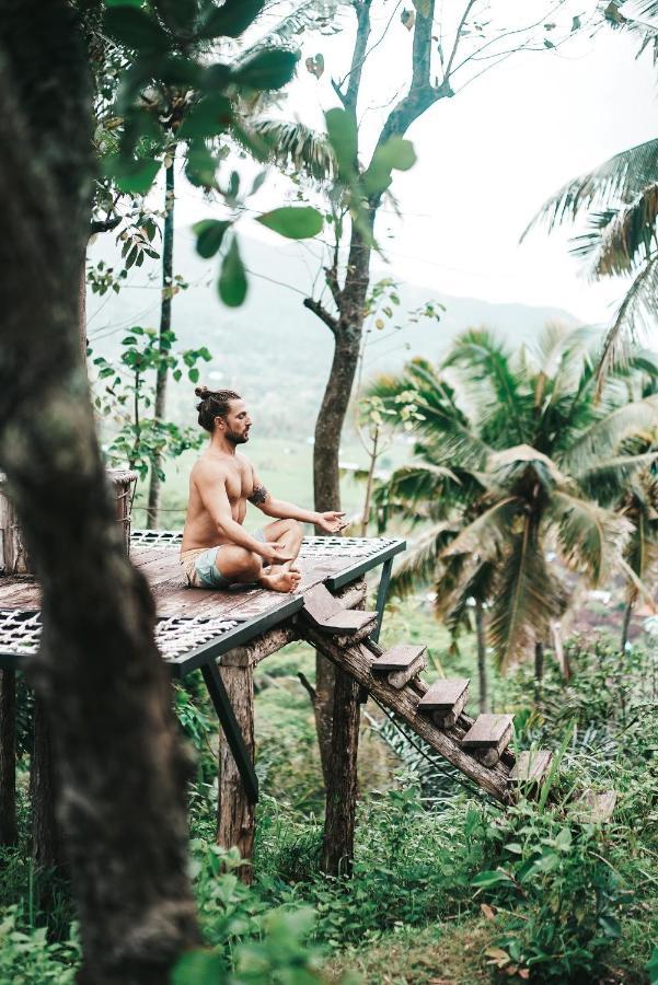 הוילה Karangasem Bird Hills Bamboo House מראה חיצוני תמונה