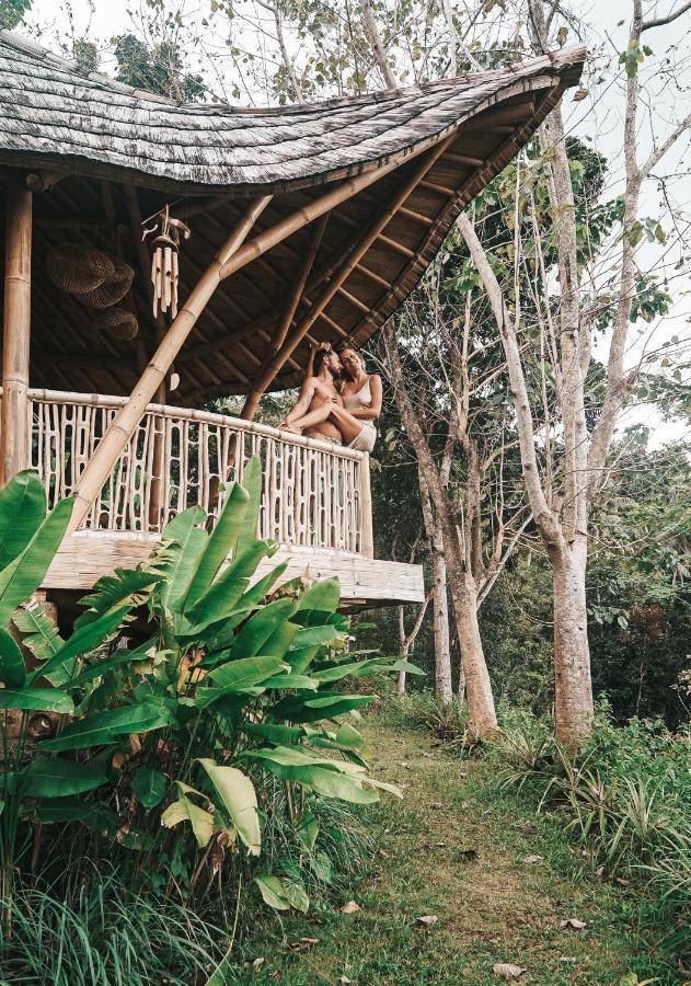 הוילה Karangasem Bird Hills Bamboo House מראה חיצוני תמונה