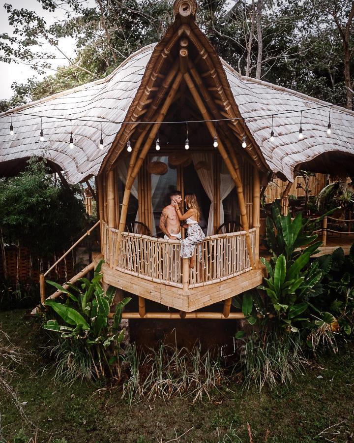הוילה Karangasem Bird Hills Bamboo House מראה חיצוני תמונה