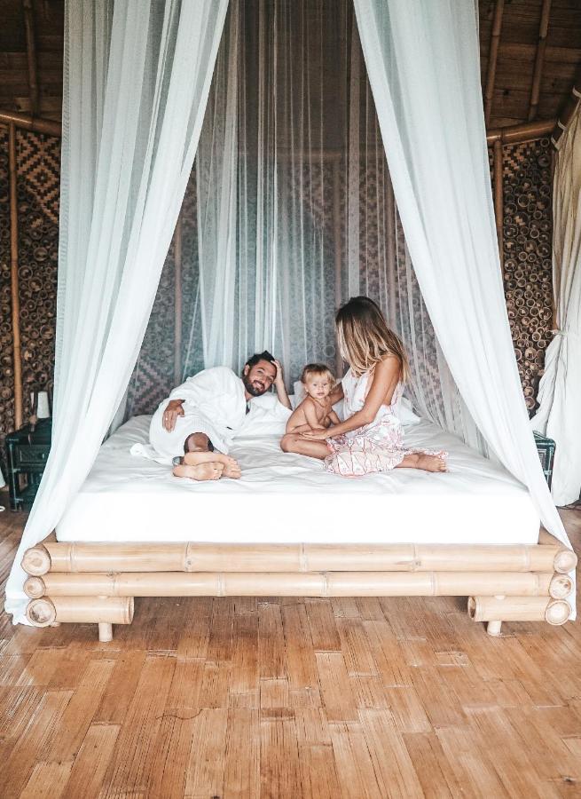 הוילה Karangasem Bird Hills Bamboo House מראה חיצוני תמונה