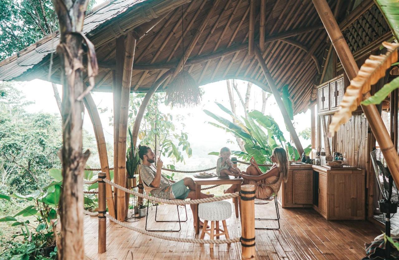 הוילה Karangasem Bird Hills Bamboo House מראה חיצוני תמונה