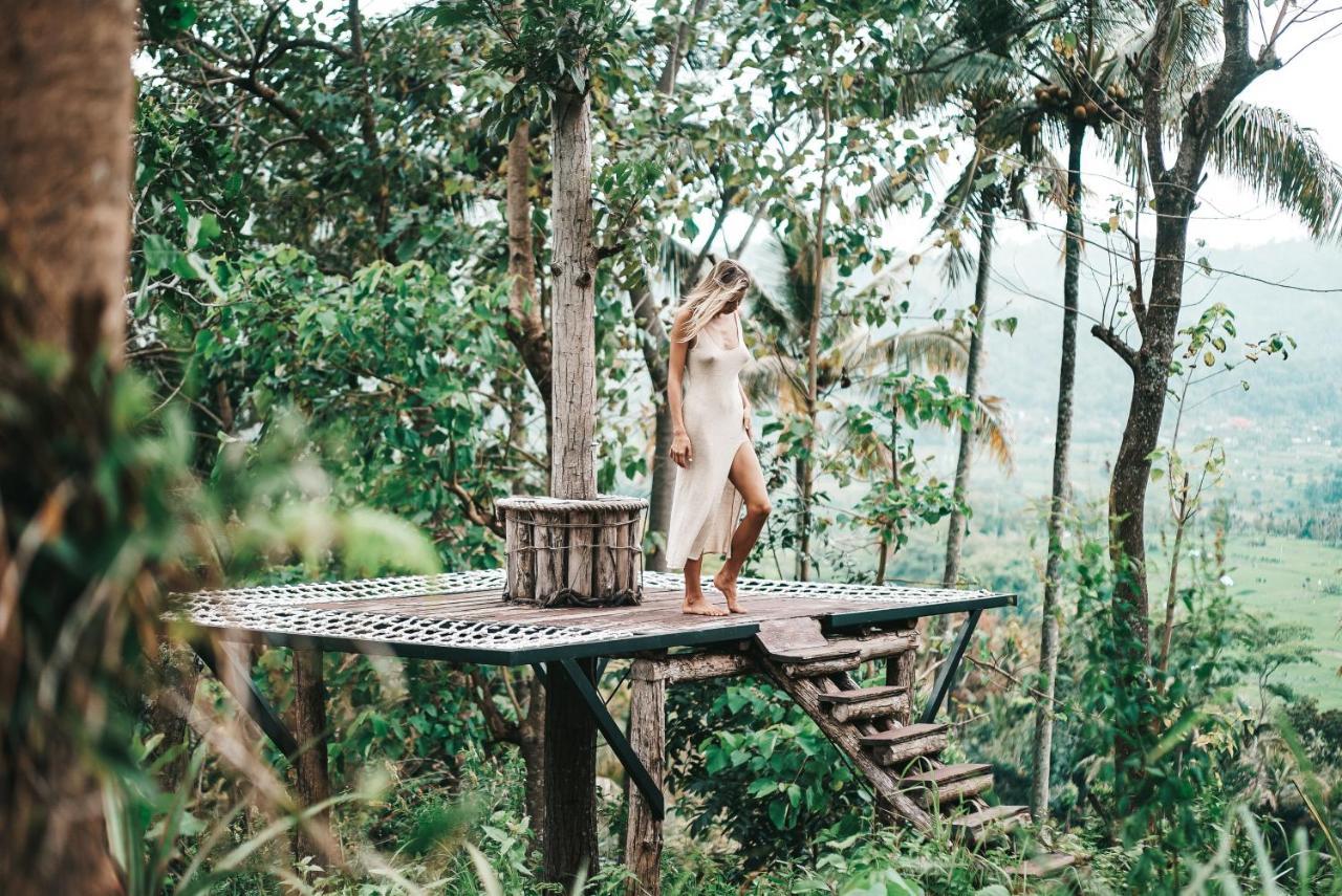 הוילה Karangasem Bird Hills Bamboo House מראה חיצוני תמונה