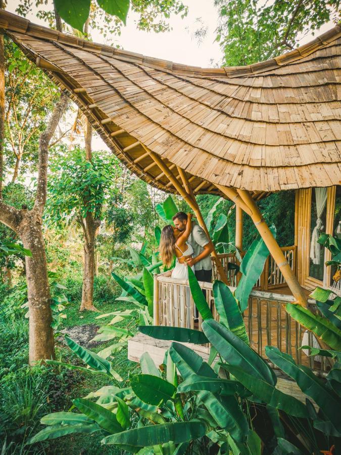 הוילה Karangasem Bird Hills Bamboo House מראה חיצוני תמונה